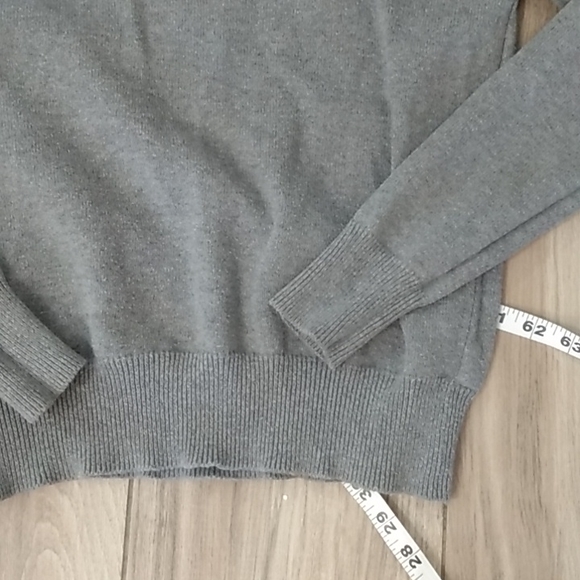 Cherokee V Neck Sweater - Picture 3 of 5